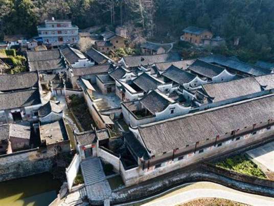 宝镜何家大院 宝镜何家大院