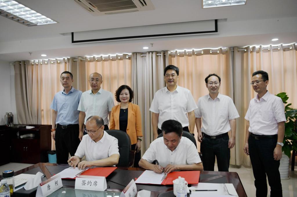 西南医科大学与深圳市人民医院签署联合培养研究生协议 