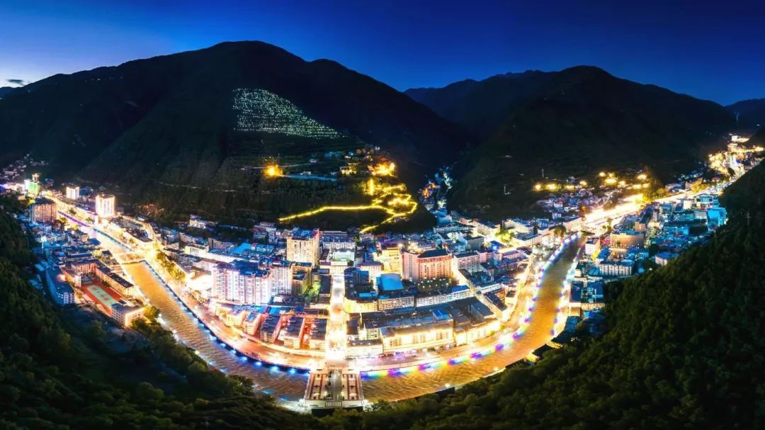 马尔康市夜景