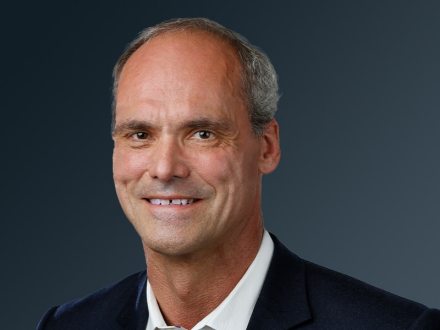 马丁·阿什顿（Martin Ashton）