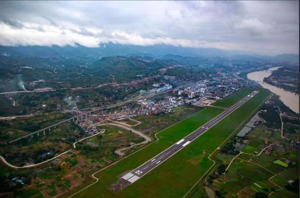 达州河市机场