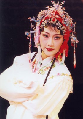 《碧玉簪·手心手背都是肉》媳妇 扮相