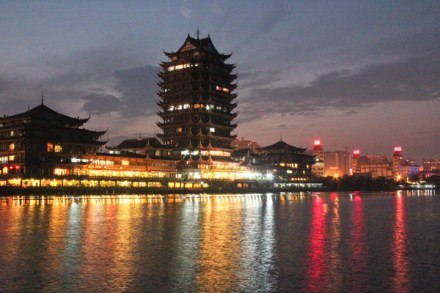 东坡区
