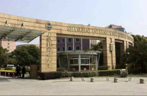上海外国语大学虹口校区校门