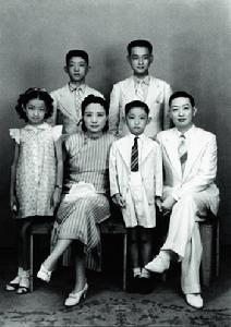 与家人在一起