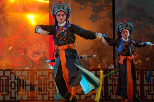 《夜奔》选段 表演:万瑜、侯超明、孙达文