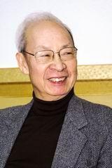 邹至庄教授