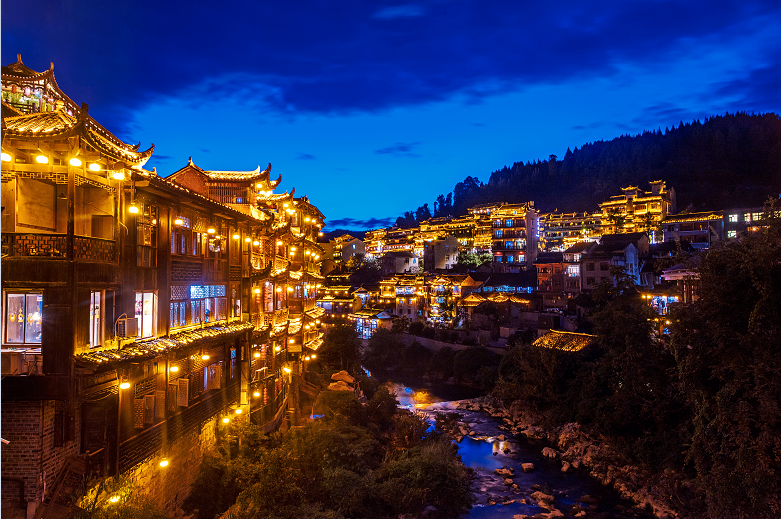 芙蓉镇夜景