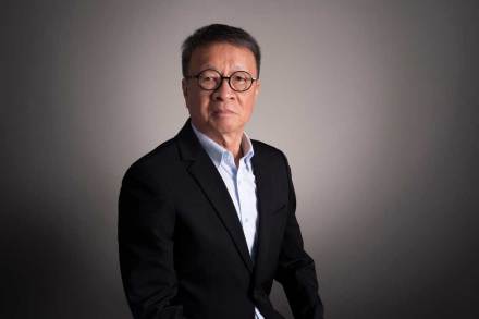 美国艺术中心设计学院终身教授王受之