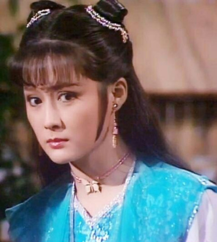 《名剑风流》中饰演唐琳
