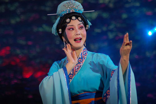《蝴蝶梦》选段 表演:左雪琴