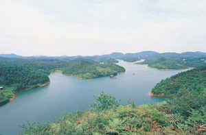 云峰湖