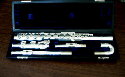 中音长笛的两种笛头