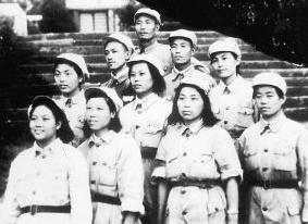 战火中的第二野战军女子大学