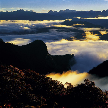 瓦灰山景区