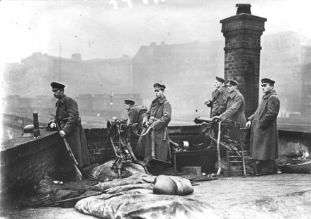 政府军在1919年的斯巴达克团起义中占领车站