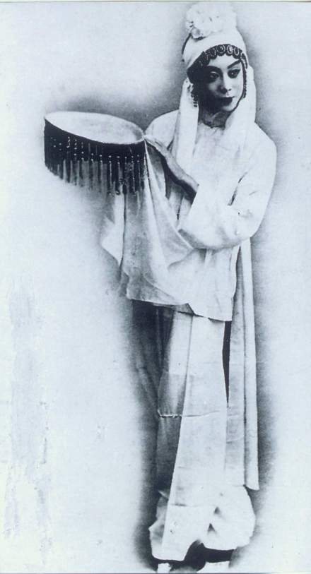 陈永玲《小上坟》