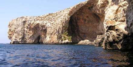 蓝洞BlueGrotto