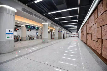 西土城站昌平线站厅