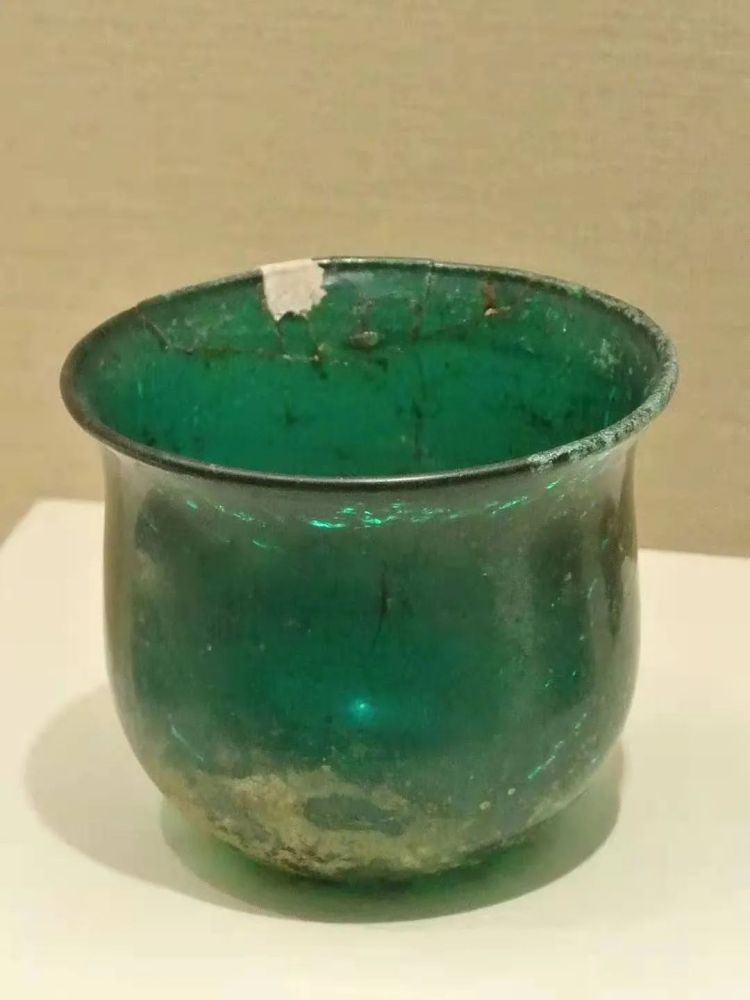 冯素弗墓玻璃杯