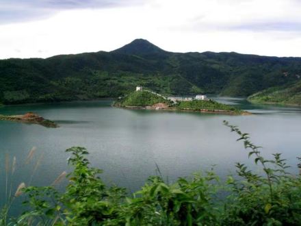 枫泽湖