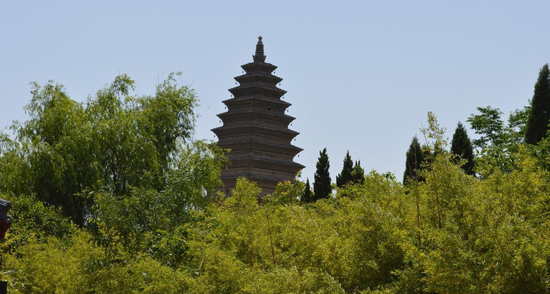 宝轮寺塔