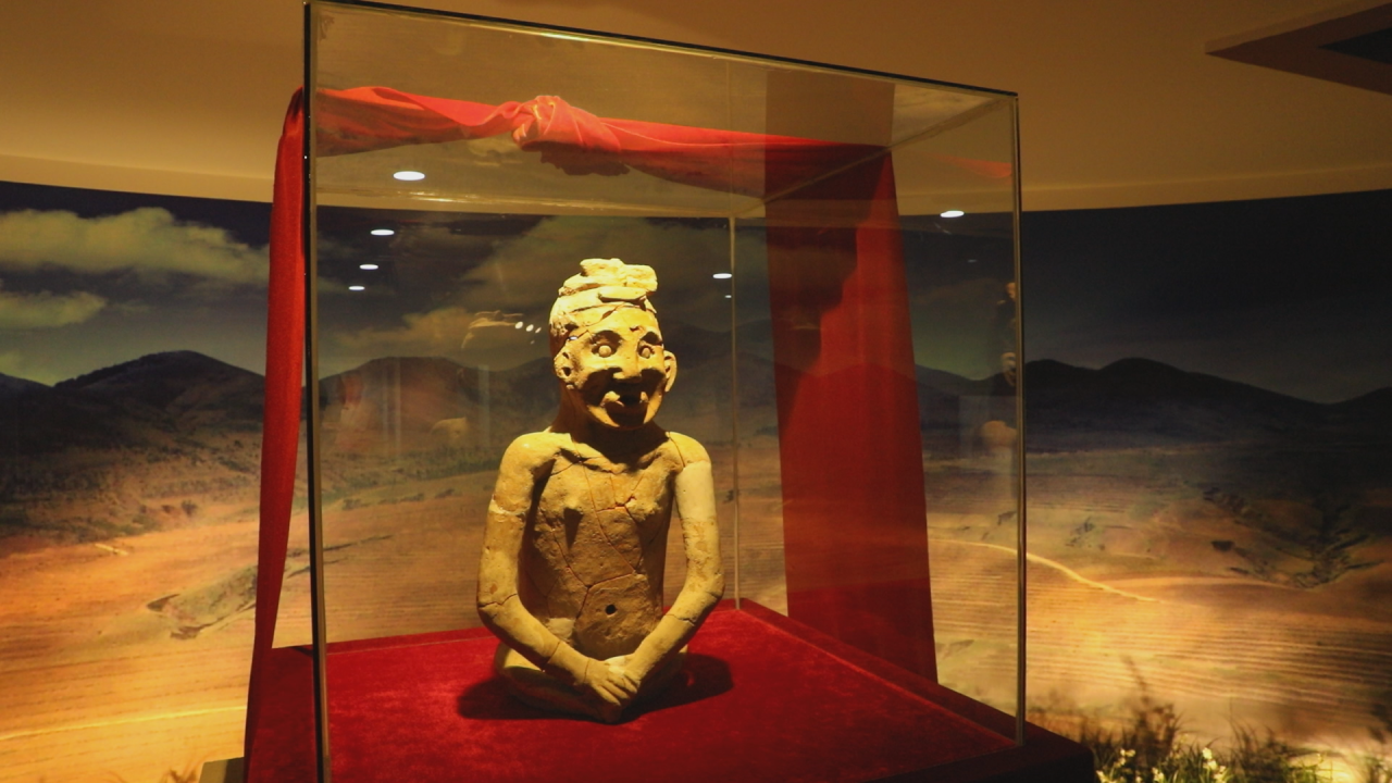 红山文化时期的陶塑人像