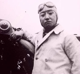 东北空军少将司令官冯庸，冯德麟的儿子