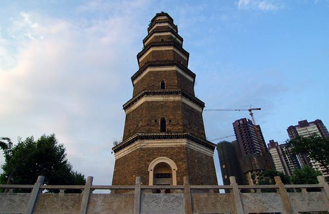 宜昌天然塔