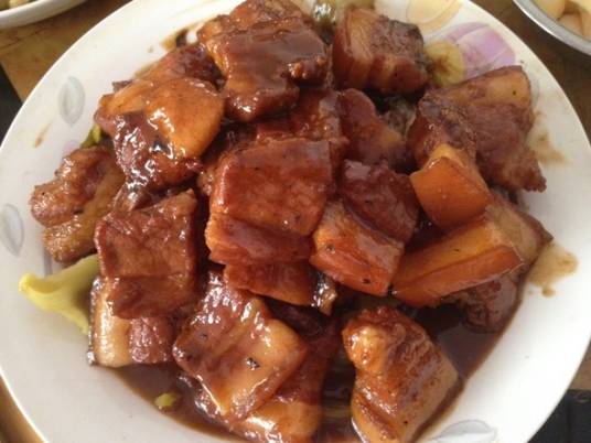 焖猪肉