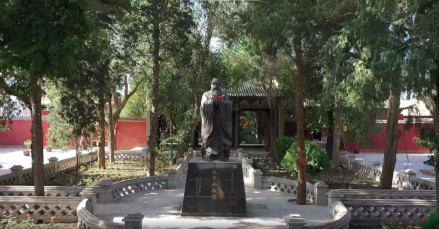 孔子行教像