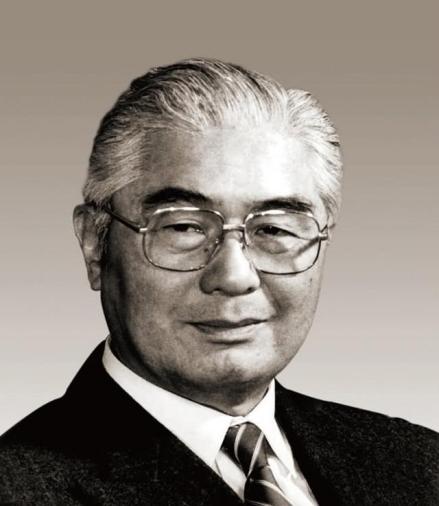 荣毅仁