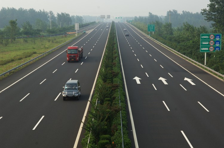 盐靖高速公路景致