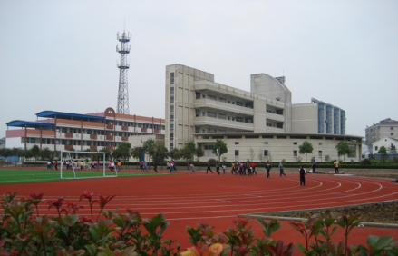 汤泉小学