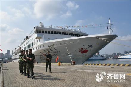中华泰山轮威海港首航日本福冈港