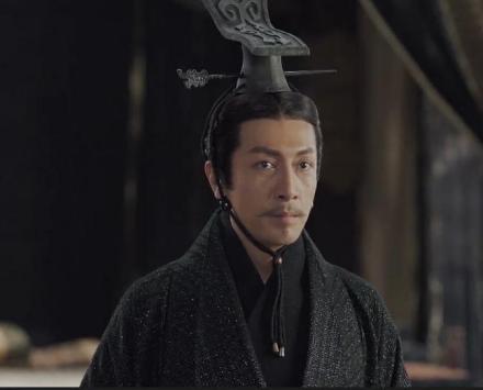 公元前221年