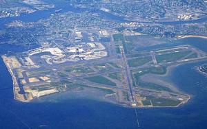 波士顿罗根国际机场