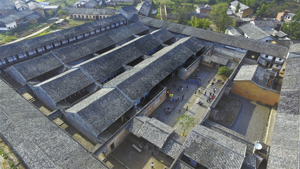 航拍东生围