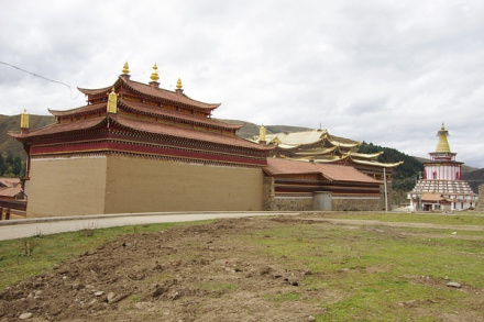 措尔机寺