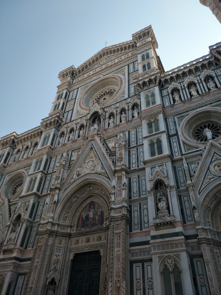 百花圣母大教堂