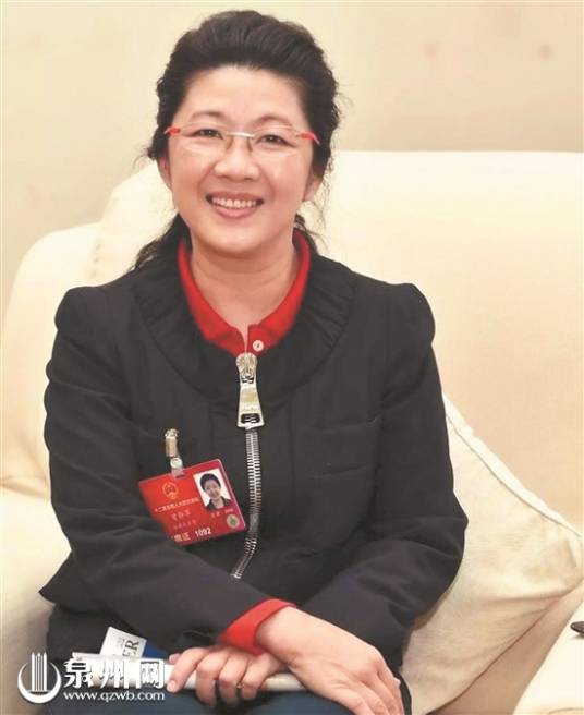 曾静萍