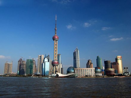 加快发展的浦东新区