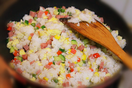 扬州炒饭制作步骤