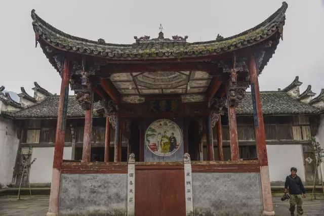 俞氏宗祠古戏台