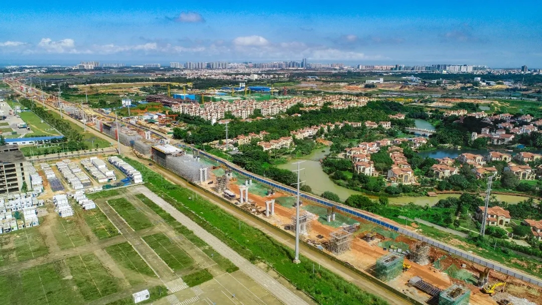 沈海高速公路海口段施工现场