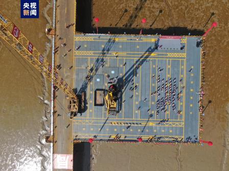 杭州湾跨海铁路桥海上工程全面开工