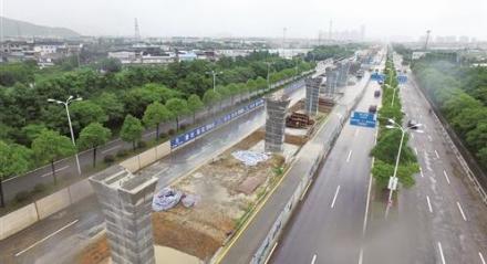 台州市域铁路S1线钻孔取土作业现场
