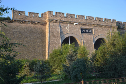 靖朔门