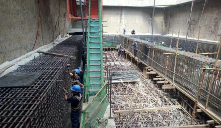 建设中的首都机场线北新桥站