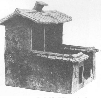 南阳杨官寺汉墓出土的陶厕所连猪圈